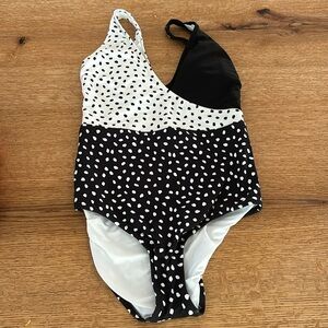 Lands end one piece brand new without tags